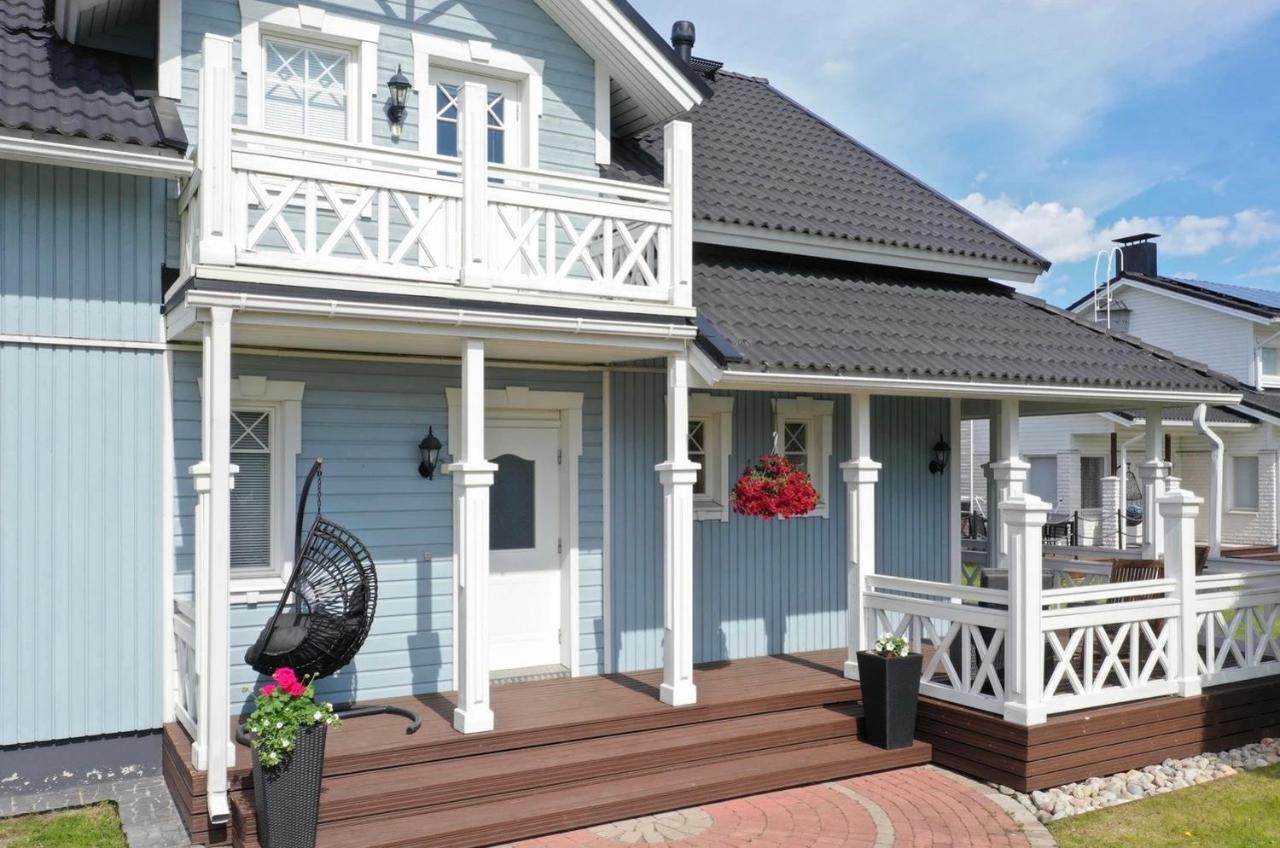 Villa Sandra Рованиеми Экстерьер фото