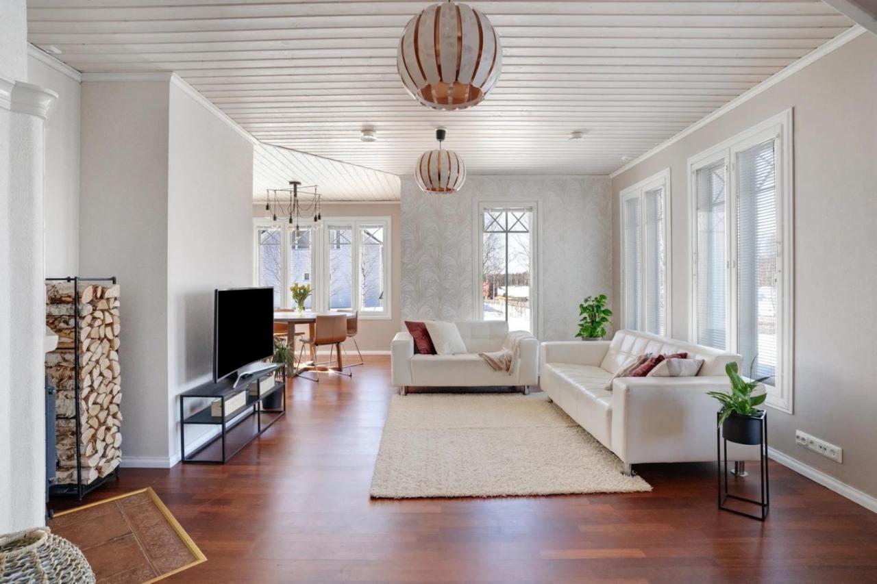 Villa Sandra Рованиеми Экстерьер фото